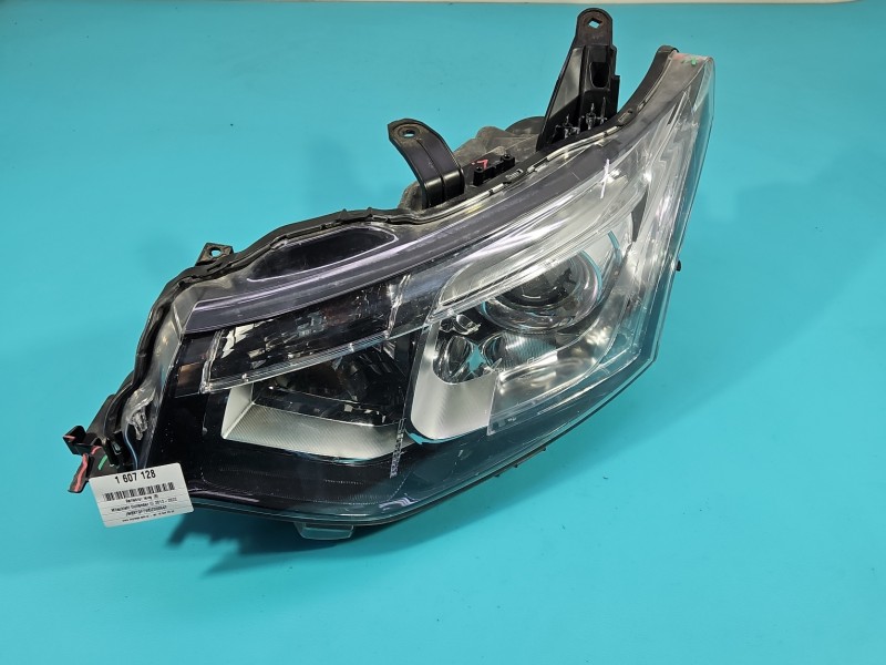 Reflektor lewy lampa przód Mitsubishi Outlander III 12-22 EUROPA 8301C2-03