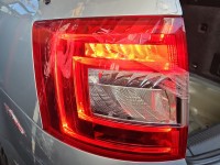 Lampa tył lewa 13-16 KOMBI Z LISTWĄ ŻARÓWKOWĄ Uszczerbany klosz Skoda Octavia III kombi