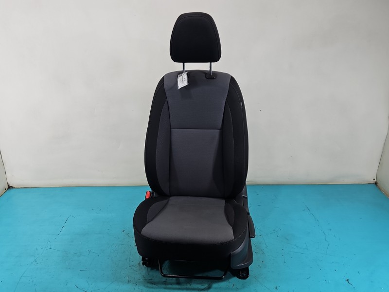 Fotel lewy przód kierowcy HYUNDAI i20 II 14-20 5d EUROPA