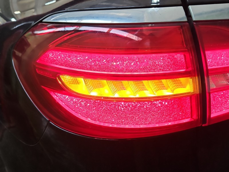 Lampa tył lewa błotnika Mercedes W213 kombi EUROPA