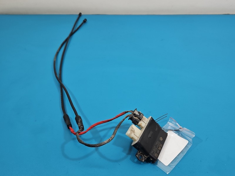 Czujnik otwierania klapy Opel Grandland 9809260680