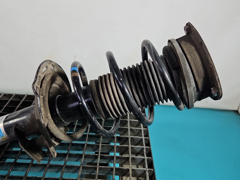 Sprężyna przód przednia Skoda Octavia IV 2.0 TDI