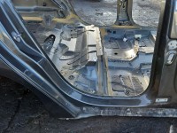 Próg prawy SŁUPEK ŚRODKOWY B Ford Focus Mk4 kombi 5d BJ