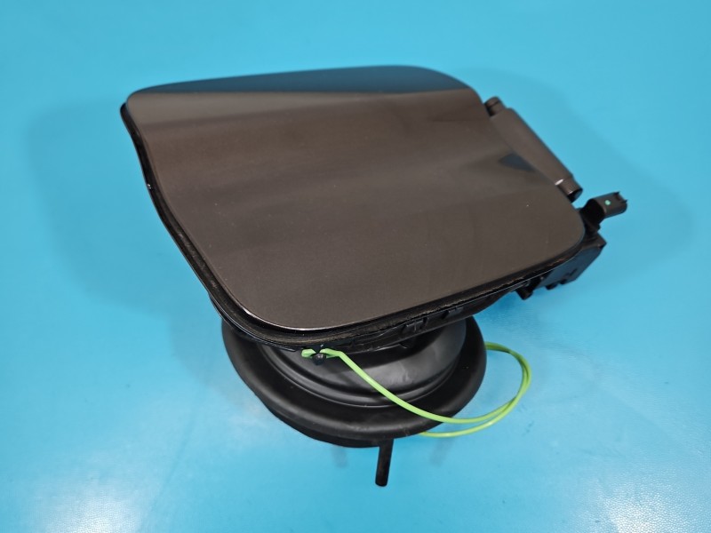 Klapka wlewu paliwa BMW X5 F15