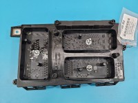 Skrzynka bezpieczników Opel Zafira B 13206746