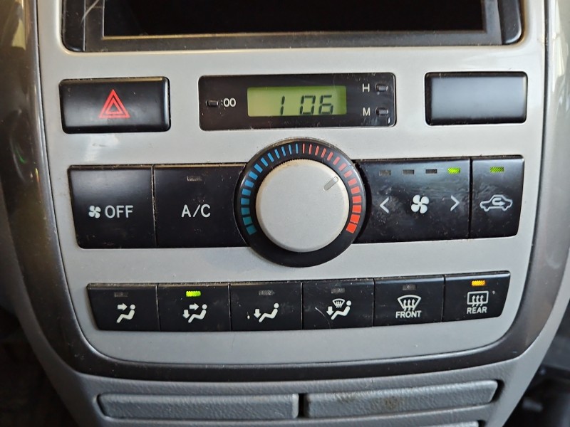 Konsola panel nawiewu Toyota Avensis Verso 55900-44260, 146430-9616