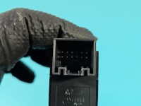 Przełącznik hamulca ręcznego Seat Ateca 575927225A