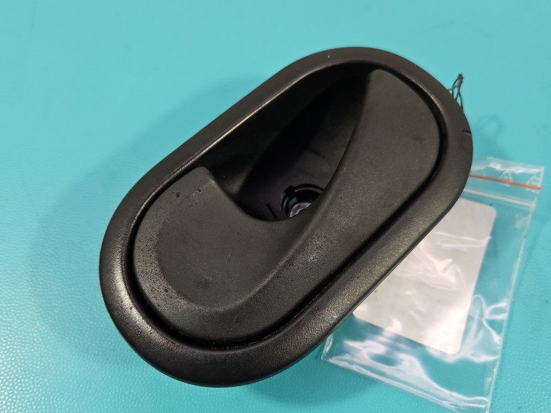 Klamka wewnętrzna przód lewa Renault Master III 10-24 21030-310579