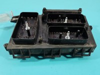 Skrzynka bezpieczników Opel Zafira B 13206754