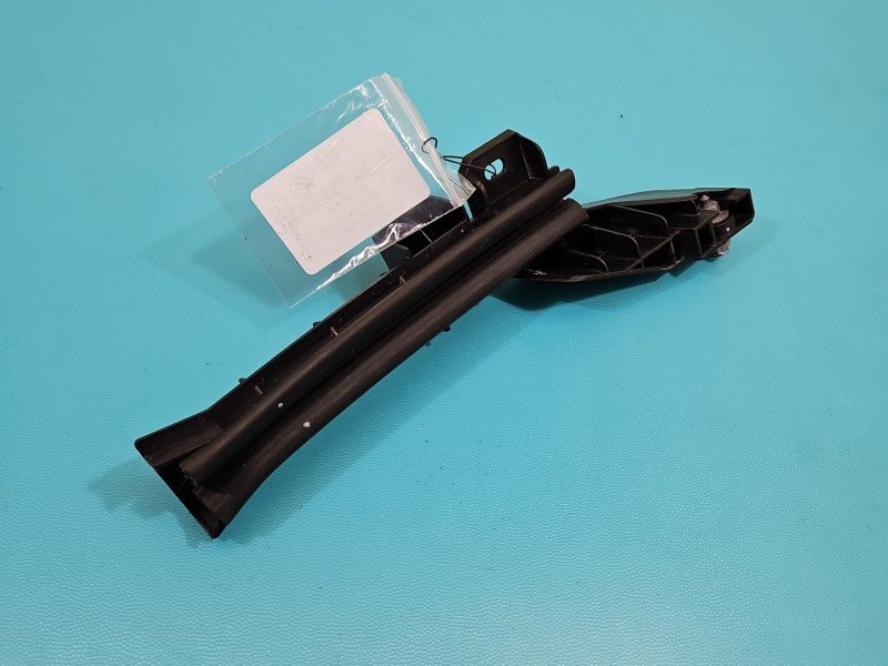 Mocowanie uchwyt Opel Astra VI L