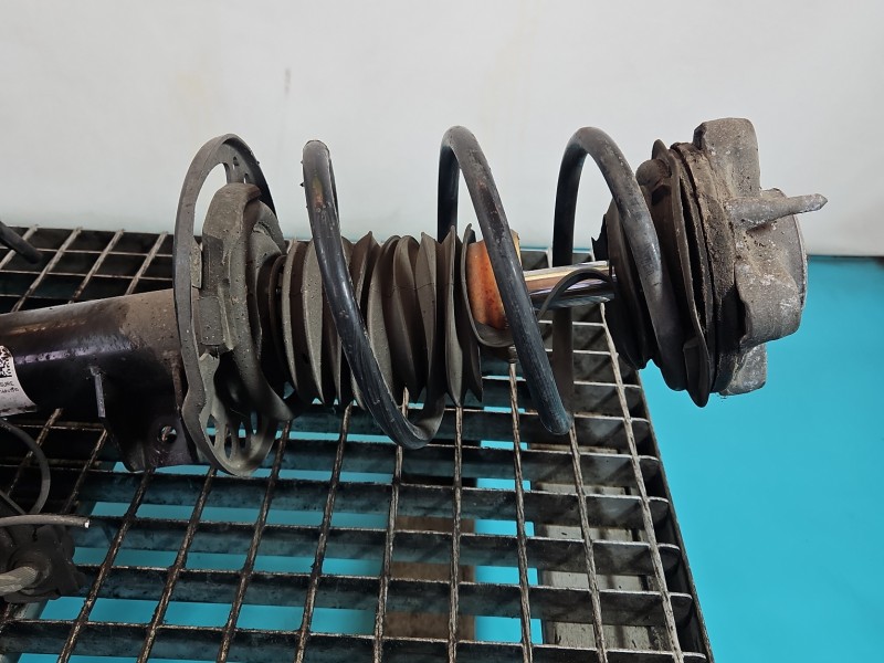 Sprężyna przód przednia BMW G20 2.0 T