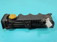 Pokrywa zaworów Opel Zafira B 1.9 CDTI