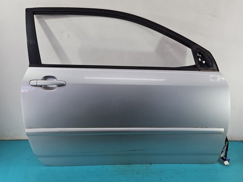 DRZWI PRZÓD PRAWE PASAŻERA Toyota Corolla E12 3d 199