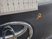 Klapa tył Toyota Avensis II T25 HB 5d szary 1E5