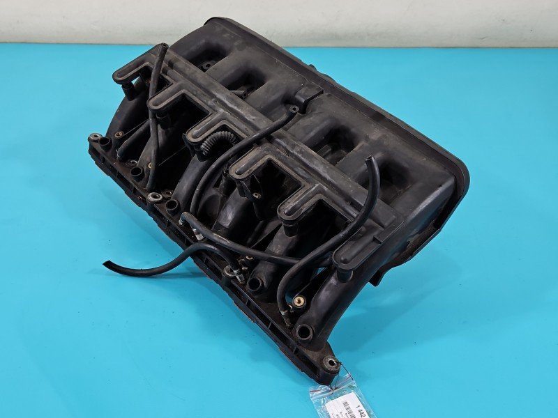 Kolektor ssący Bmw e46 1438140, 170283-3 2.0 R6 (M52B20) Kolektor ssący Bmw e46 1438140, 170283-3 2.0 R6 (M52B20)