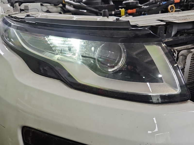 Reflektor prawy lampa przód Land rover range Evoque I 11-18 EUROPA