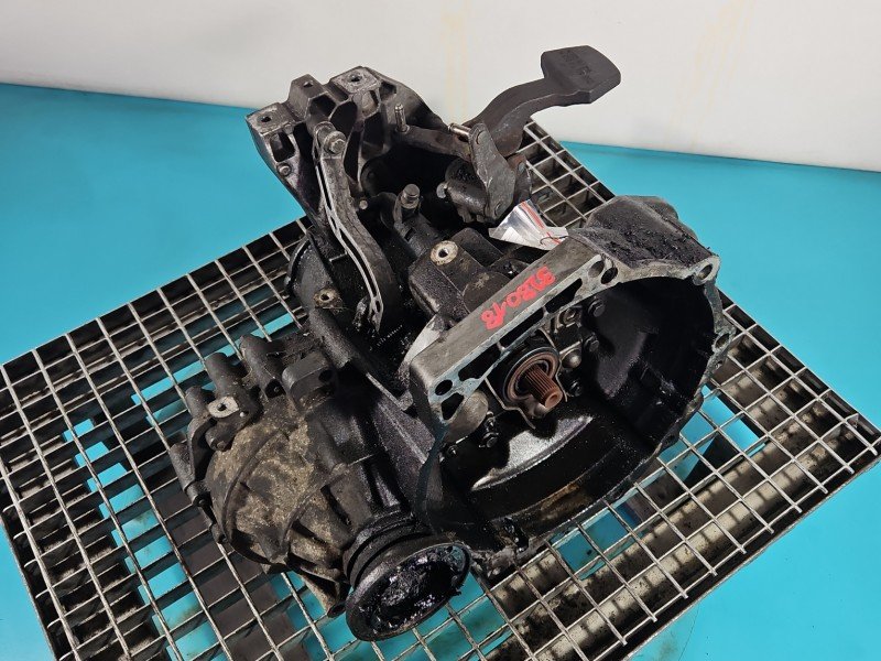 Skrzynia biegów Vw Passat B6 1.9 tdi