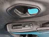 Tapicerka drzwi przód prawa boczek Jeep Cherokee KL 68141925AC