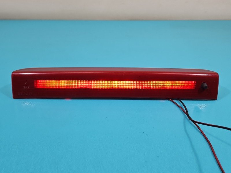 TRZECIE ŚWIATŁO STOP STOPU Renault Scenic III