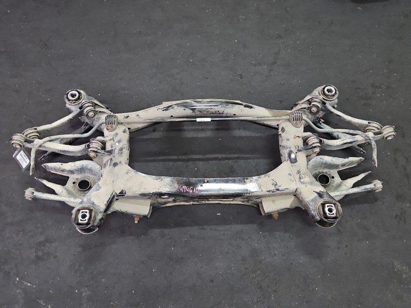 Tylna belka oś tył BMW G20 2.0 T (B48b20a) Tylna belka oś tył BMW G20 2.0 T (B48b20a)