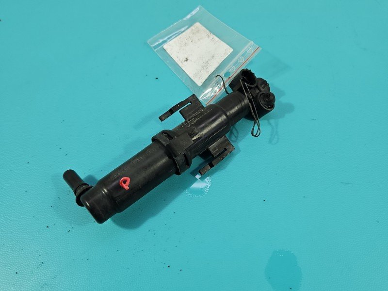 Spryskiwacz reflektora prawy Bmw f10 f11 1300390131