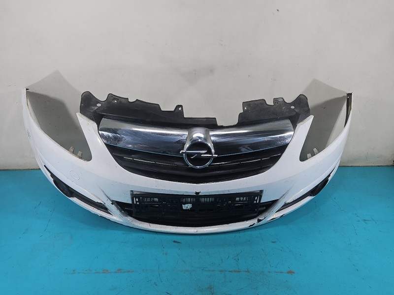 Zderzak przód Opel Corsa D