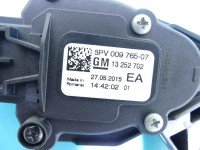 Pedał gazu potencjometr Opel Astra IV J 13252702 1.6 cdti