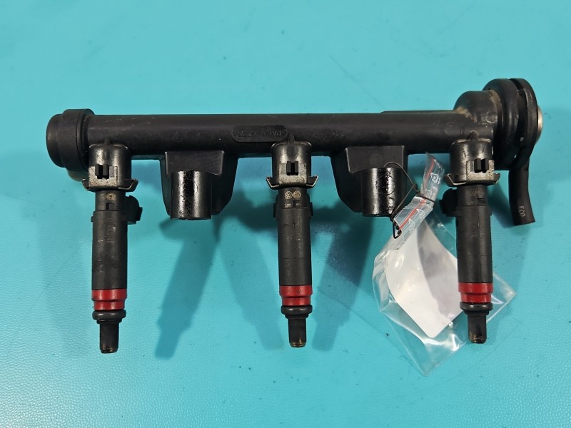 Wtryskiwacz Skoda Fabia I 03D906031C 1.2 6V wiel