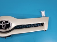 Atrapa grill Toyota Corolla Verso II 53111-0F020