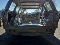 Pas tylny podłoga wanna bagażnika VOLVO V70 III kombi