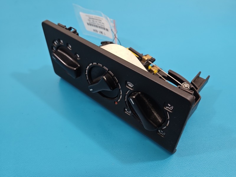 Konsola panel nawiewu Seat Ibiza II 1H0819045A