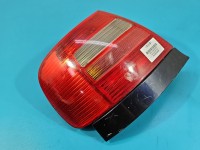 Lampa tył lewa błotnika Audi A4 B5 sedan EUROPA 8D0945095D