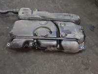 Zbiornik paliwa bak Renault Trafic III 2.0 dci