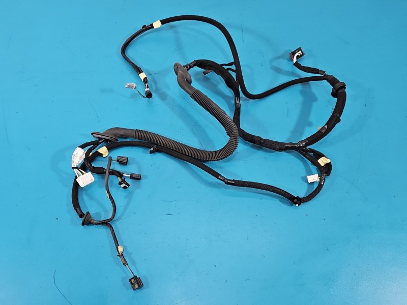 Instalacja Wiązka drzwi tył lewych Renault Trafic III 240529656R
