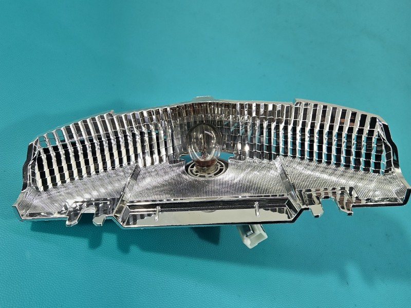 TRZECIE ŚWIATŁO STOP STOPU Hyundai Elantra VII 20- sedan