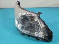 Reflektor prawy lampa przód Toyota Avensis III T27 EUROPA
