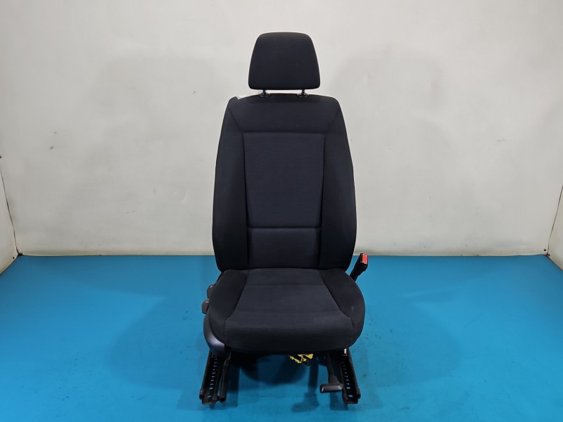 Fotel prawy przód pasażera BMW E87 5d EUROPA