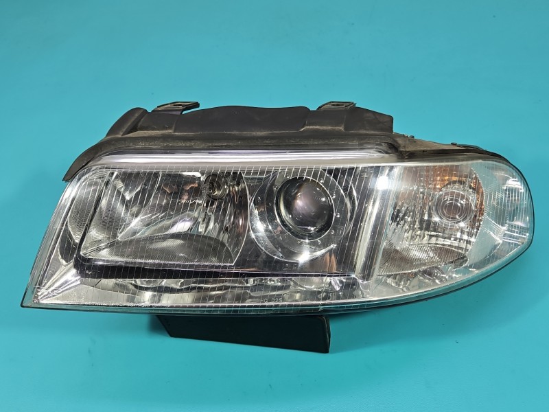 Reflektor lewy lampa przód Audi A4 B5 EUROPA