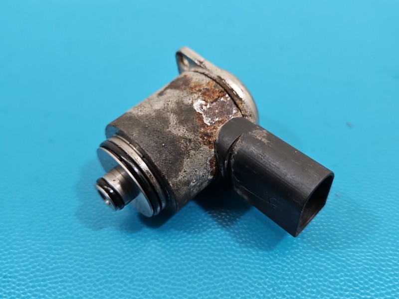 Czujnik kąta skrętu Audi A4 B7 01874557
