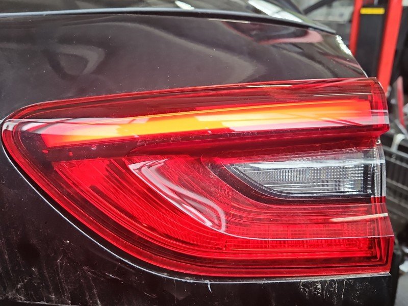 Lampa tył prawa Producent części: OPEL, KLAPY BAGAŻNIKA KOMBI / NR WG KATALOGU 39107533 LIFT Opel Insignia B kombi