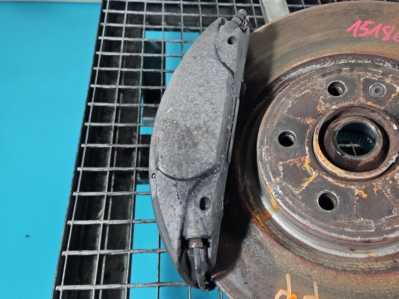 Zacisk przód prawy AUDI Q5 08- 3.0 tfsi