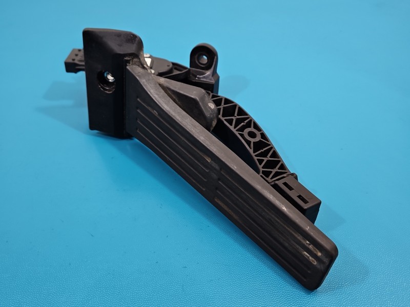 Pedał gazu potencjometr Hyundai I30 II 12-16 32700-3XXXX 1.6 crdi