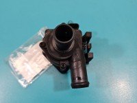 Pompka obiegu wody pompa AUDI Q5 08- 2.0 tdi (CGL) 8K0965561A