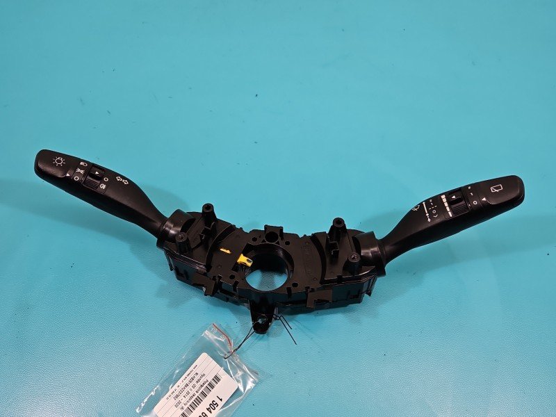 Przełącznik zespolony HYUNDAI i20 II 14-20 299141431 Przełącznik zespolony HYUNDAI i20 II 14-20 299141431