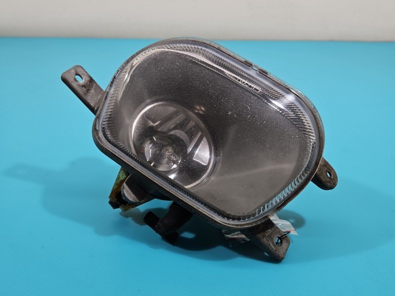 Halogen prawy Volvo XC90 I 02- Halogen prawy Volvo XC90 I 02-