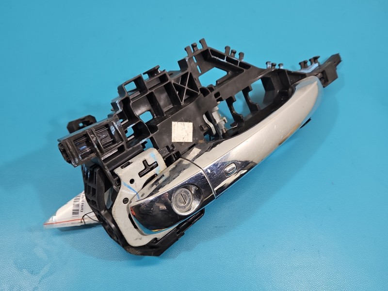 Klamka przód lewa zewnętrzna Fiat Freemont 4582-1000