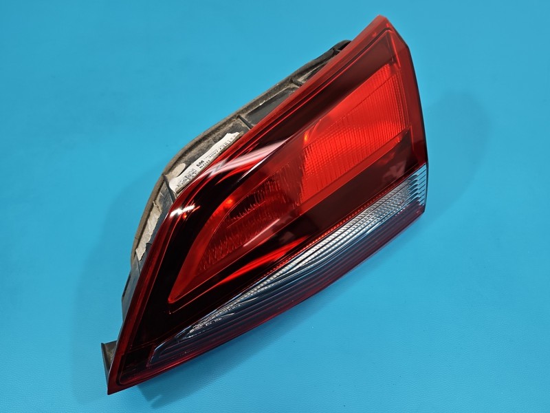 Lampa tył prawa klapy Opel Astra V K kombi EUROPA 39077381