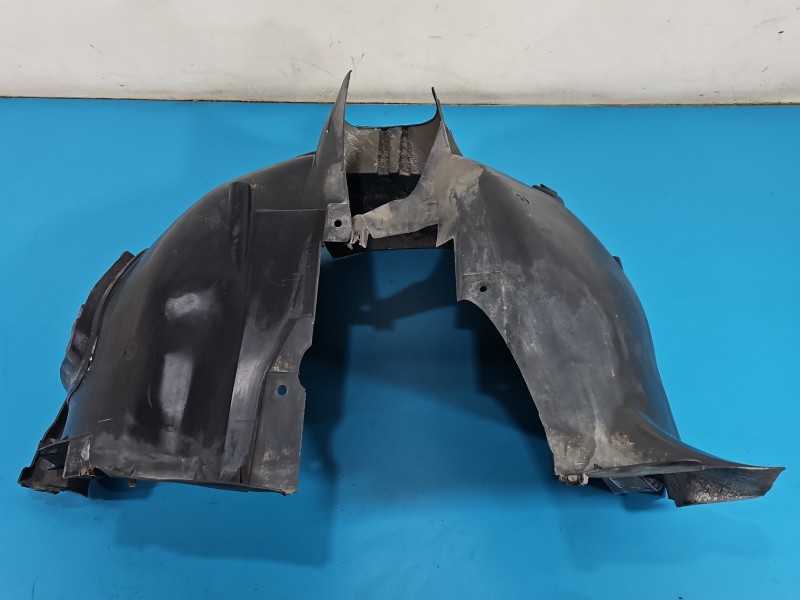 Nadkole przód prawe Toyota Proace City 9817398480