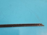 Listwa szyby czołowej prawa przedniej Skoda Kamiq 658854328