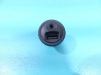 Gniazdo USB Peugeot 208 I 9800714177
